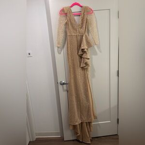 Glamorous Long Sleeve Gold Evening Dress